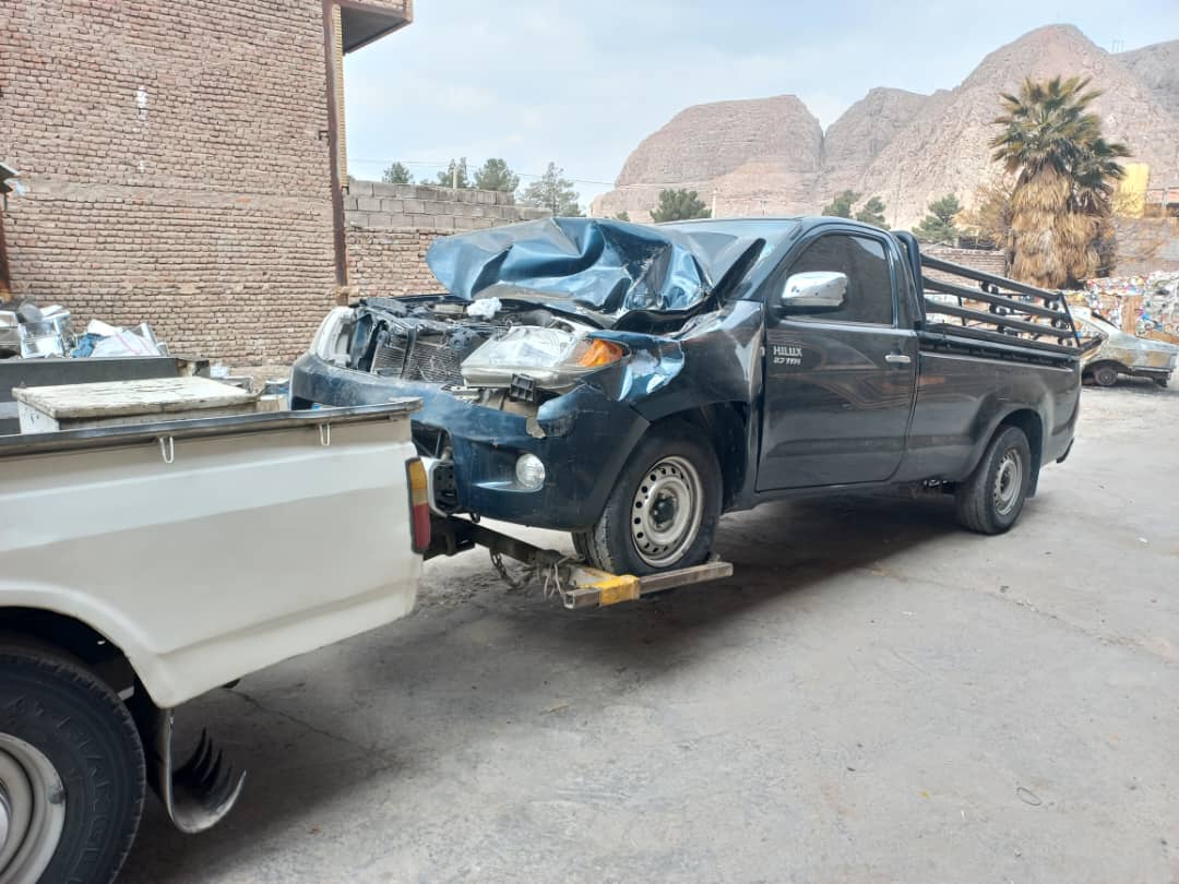 با کادری مجرب وفعال